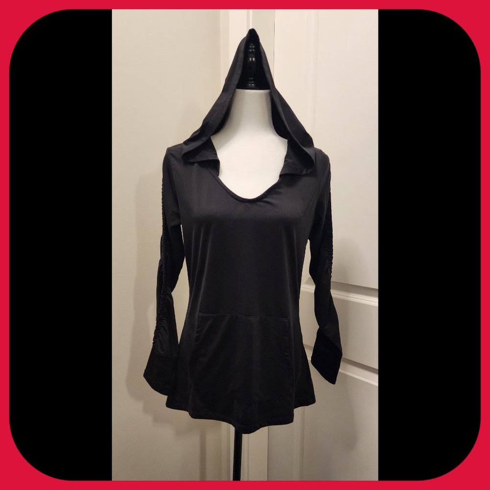 MARIKA || Hooded Kangaroo Pocket Pullover Top (SIZE L)